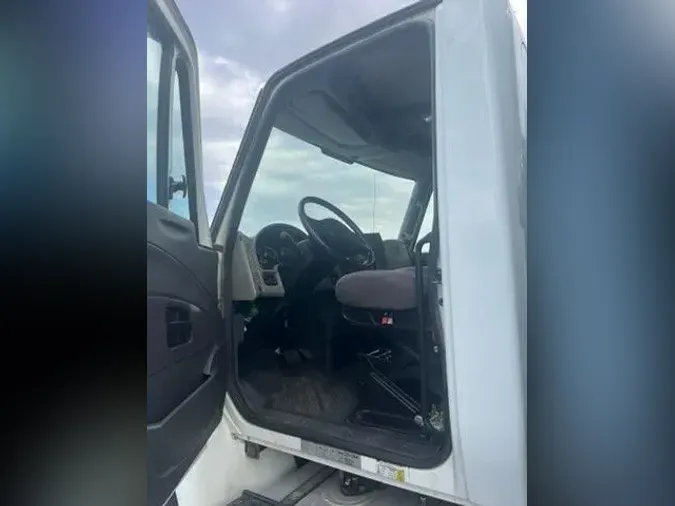 2017 International 4400