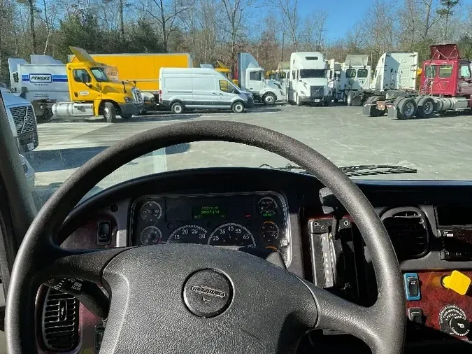 2018 Freightliner M2