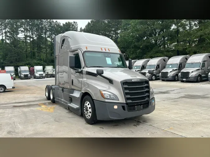 2021 Freightliner Cascadiacdc74bbb13af695b190644ca7c4e629a