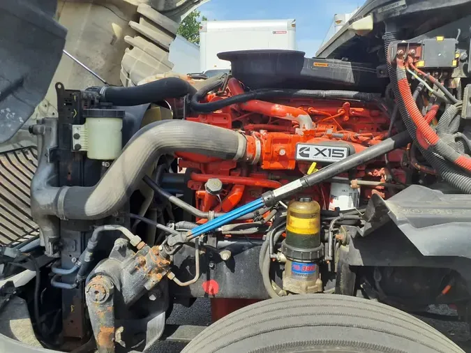 2019 NAVISTAR INTERNATIONAL LT625 SLPR CAB