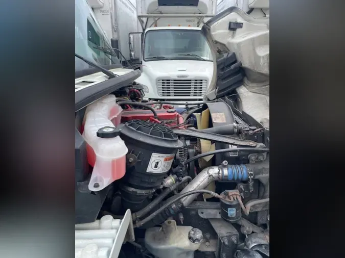 2019 FREIGHTLINER/MERCEDES M2 106