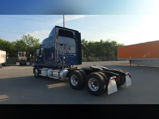 2020 Freightliner Cascadia 126cdca0495bc020f8fb17d709d24f663f7
