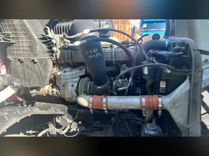 2020 Freightliner Cascadia 126