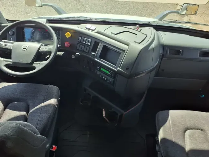 2020 VOLVO VNR64T-640cdccbb6b4d21e8a2eb3ec1c44c8f8c11