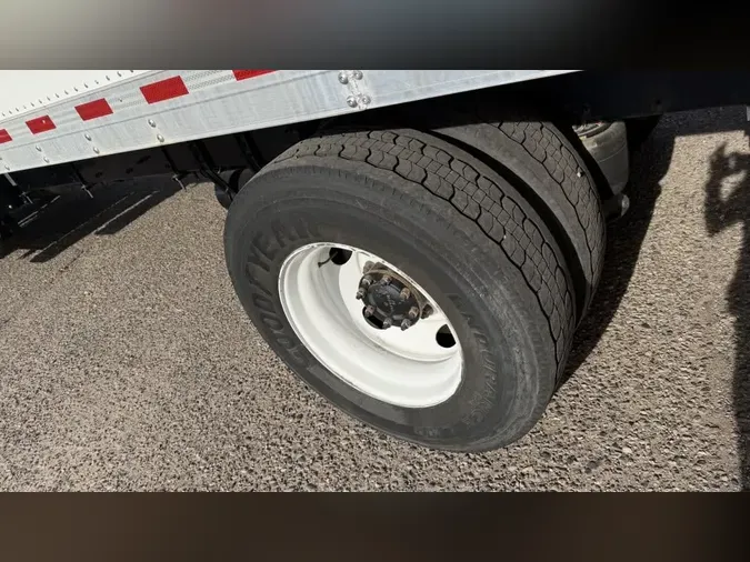 2021 FREIGHTLINER/MERCEDES M2 106