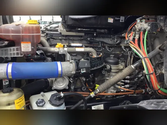 2021 Freightliner Cascadia 126