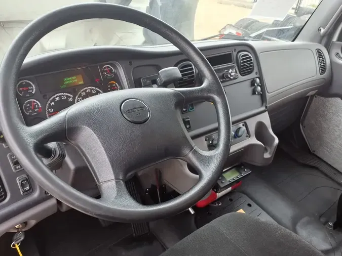 2019 FREIGHTLINER/MERCEDES M2 106