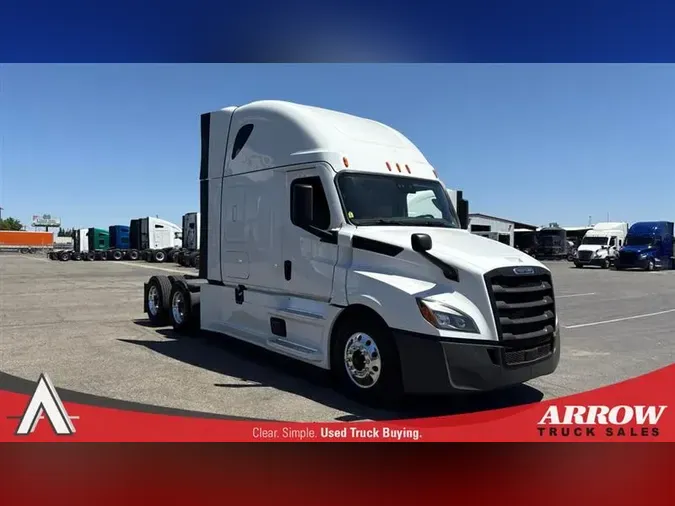 2022 FREIGHTLINER CA126
