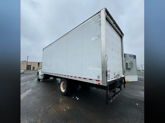 2018 FREIGHTLINER/MERCEDES M2 106