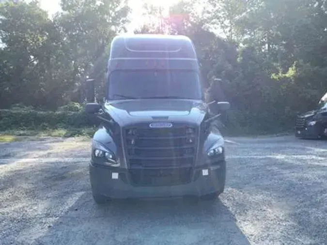 2020 Freightliner Cascadia