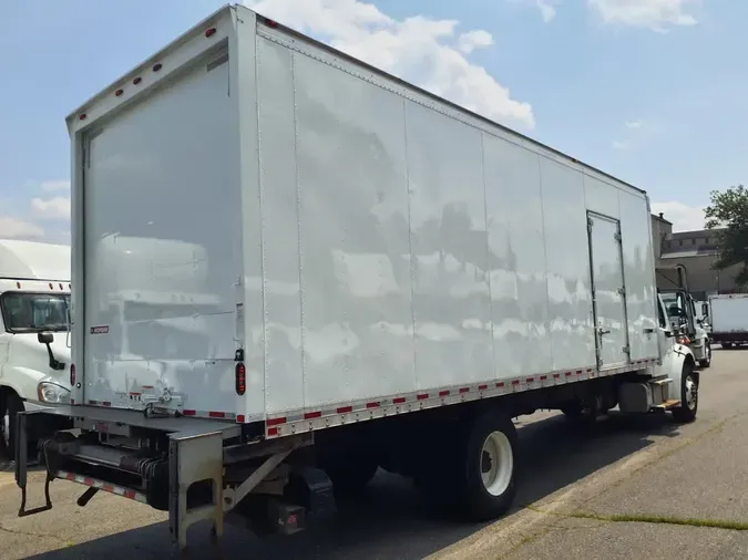 2019 FREIGHTLINER M2 106