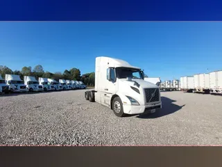 2019 Volvo VNL 740