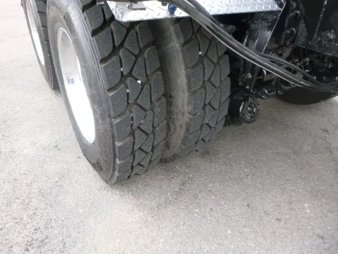 2018 Peterbilt 567