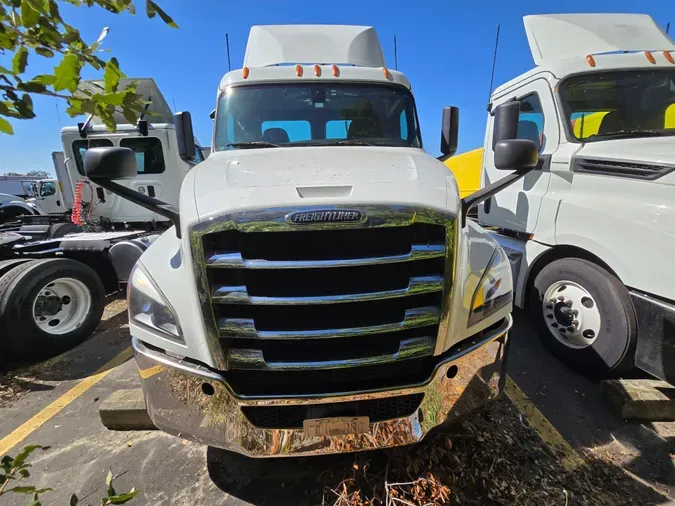 2020 FREIGHTLINER/MERCEDES NEW CASCADIA PX12664