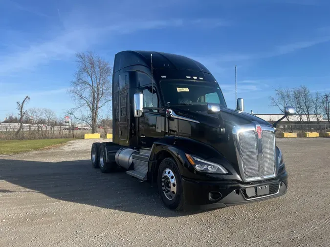 2025 Kenworth T680