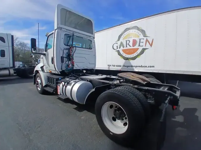 2019 NAVISTAR INTERNATIONAL RH613 DAYCAB S/A