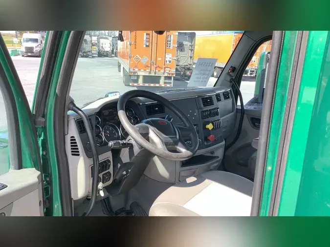 2021 Peterbilt 579cdeed61df95af23c1bb8216f12249dbc