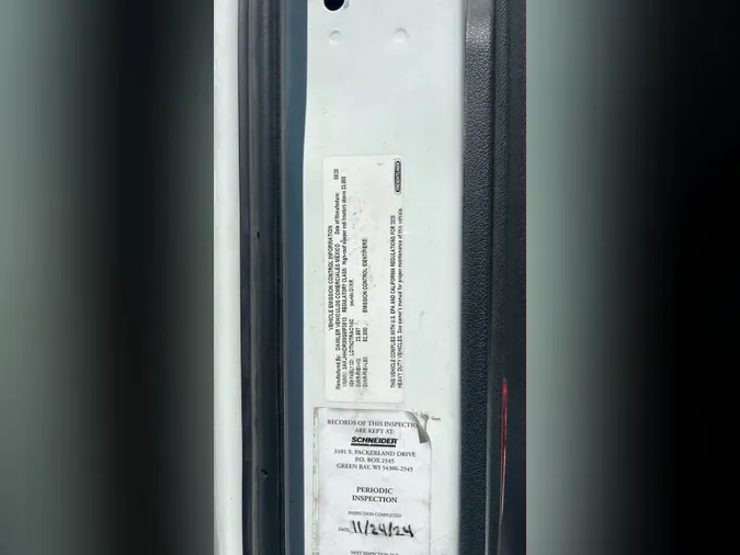 2021 Freightliner Cascadia 126cdf02f53edc7d0b63c704b9c0bd9b50d