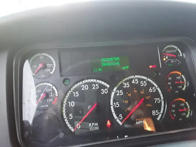 2019 FREIGHTLINER/MERCEDES M2 106