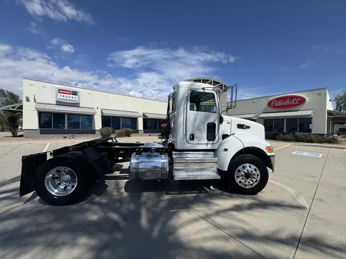 2018 Peterbilt 337
