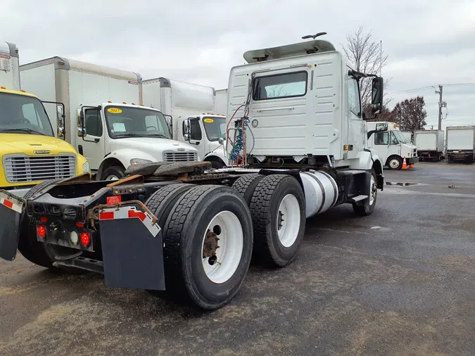 2018 VOLVO VNL64TRACTOR