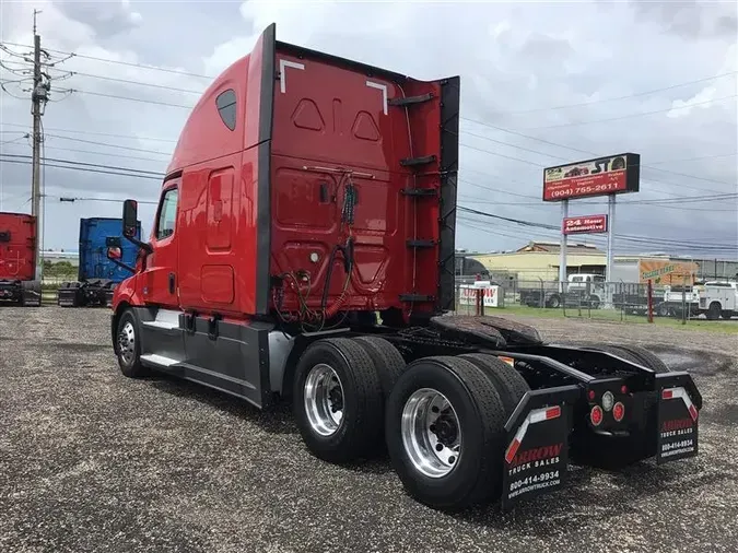 2020 FREIGHTLINER CASCADIA