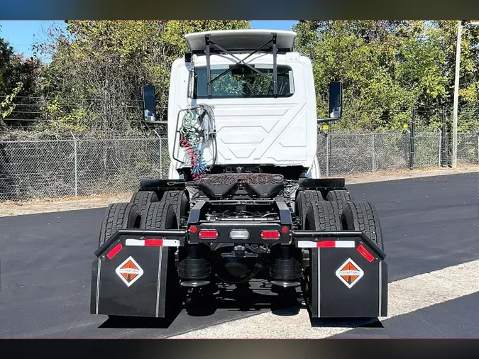2021 INT LT625 6x4