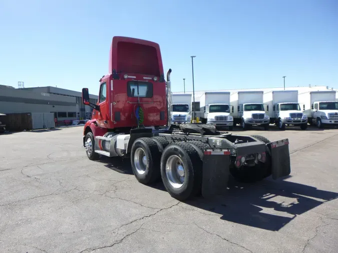 2016 Peterbilt 579