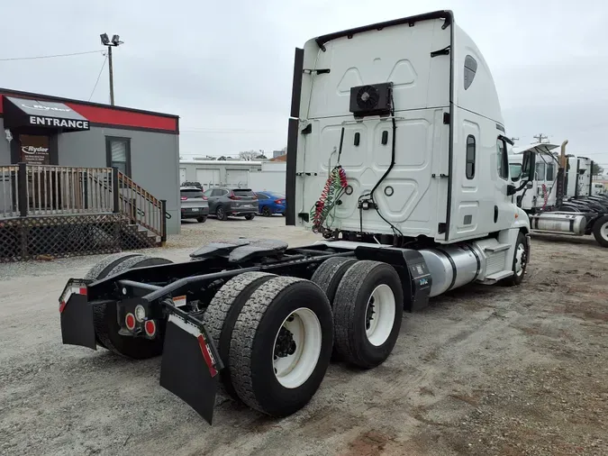 2020 FREIGHTLINER/MERCEDES CASCADIA 125