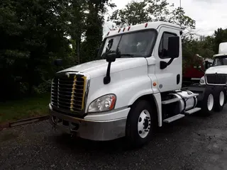 2019 FREIGHTLINER CASCADIA 125