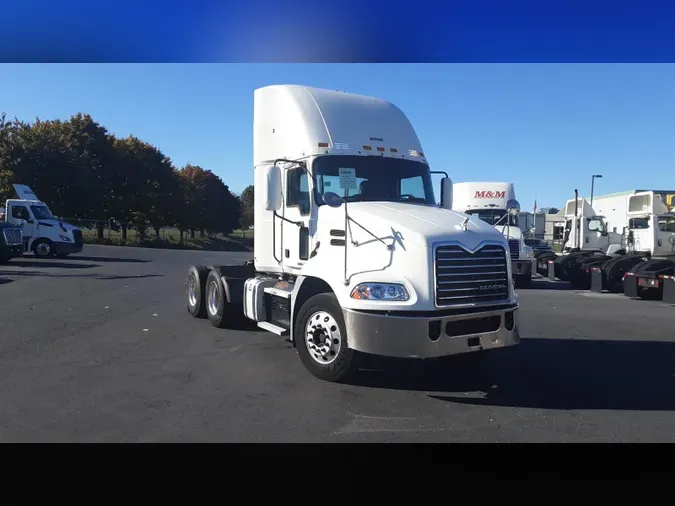 2018 Mack CXU (PINNACLE)ce222bddf296353a77da44cac795d830
