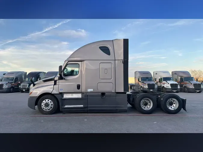 2024 Freightliner Cascadia 126ce2612ef2170242718d4c6d56467308e