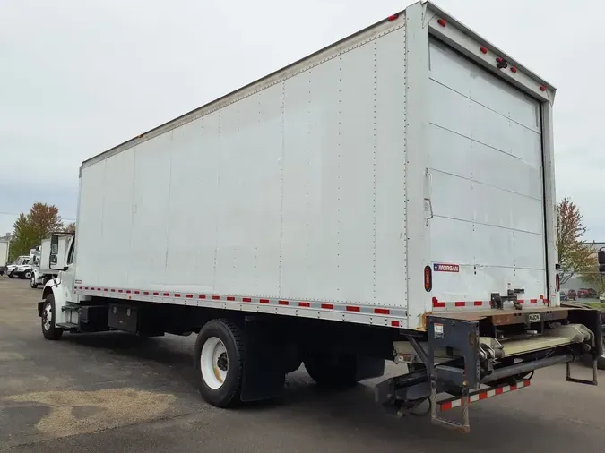 2017 FREIGHTLINER/MERCEDES M2 106