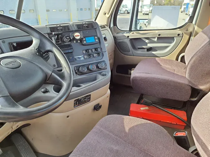 2018 FREIGHTLINER/MERCEDES CASCADIA 113