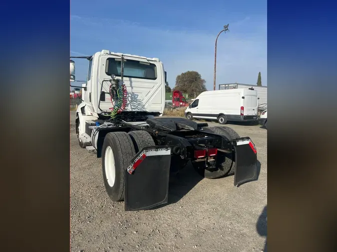 2018 NAVISTAR INTERNATIONAL PROSTAR (4X2)