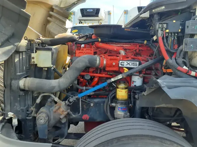 2019 NAVISTAR INTERNATIONAL LT625 SLPR CAB