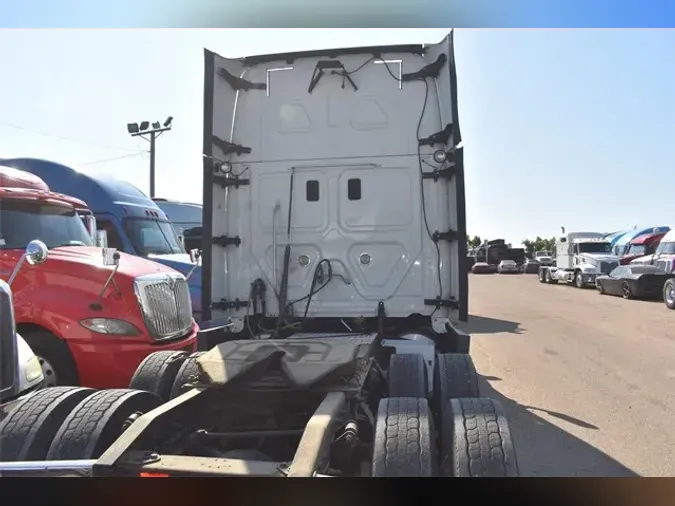 2013 FREIGHTLINER CASCADIA 125