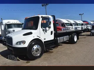 2016 FREIGHTLINER BUSINESS CLASS M2 106