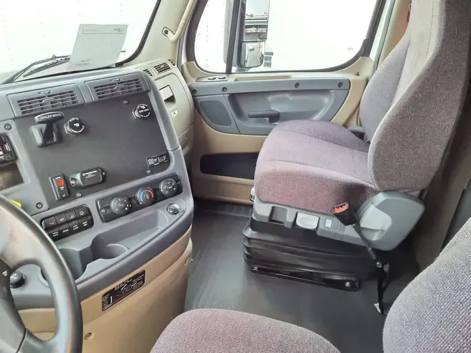 2020 FREIGHTLINER/MERCEDES CASCADIA 125ce318cbefa69fb0499ab283b52f58fe4