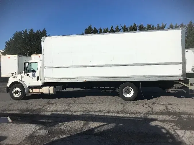 2018 Freightliner M2