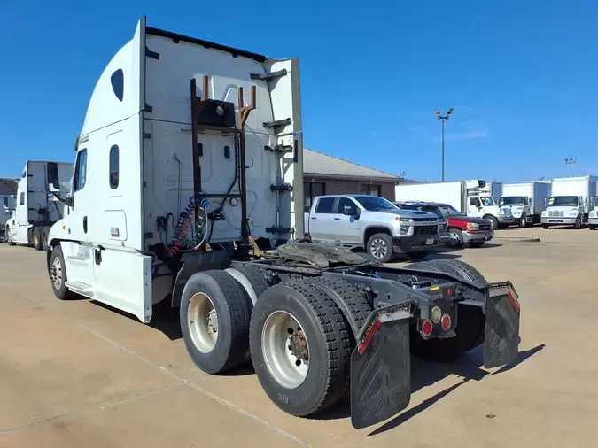 2020 FREIGHTLINER/MERCEDES CASCADIA 125ce3910139f5154ce4311eaca1436022d