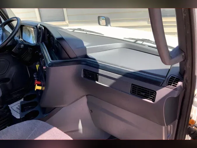 2021 INT LT625 6x4