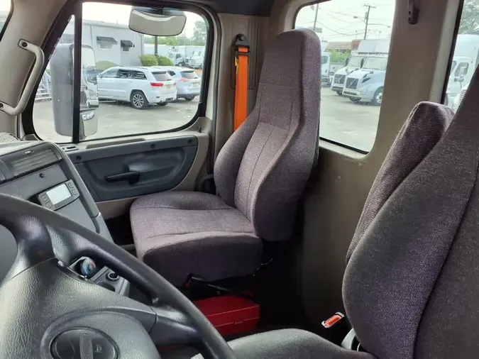 2018 FREIGHTLINER CASCADIA 113