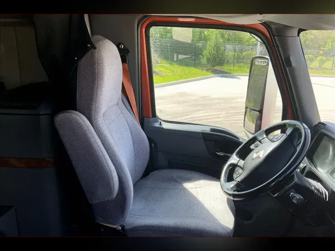 2020 INT LT625 6x4