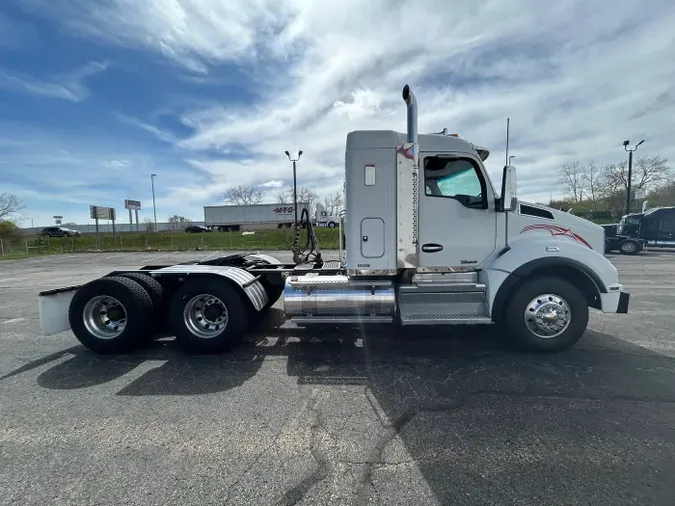 2020 Kenworth T880