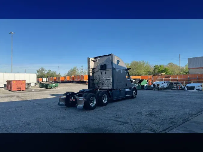 2022 Freightliner Cascadia