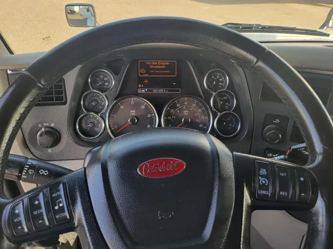 2020 Peterbilt 579