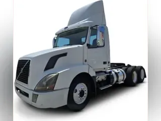2016 Volvo VNL64T300