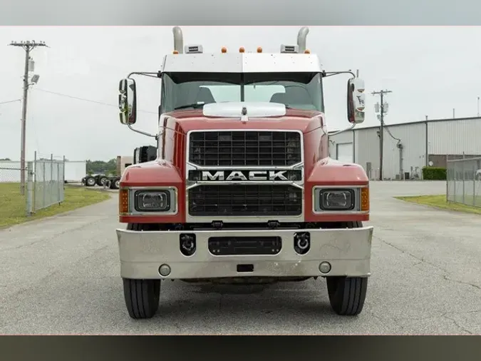 2022 MACK PINNACLE CHU613