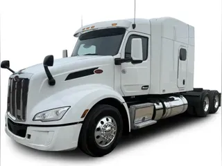 2022 Peterbilt 579